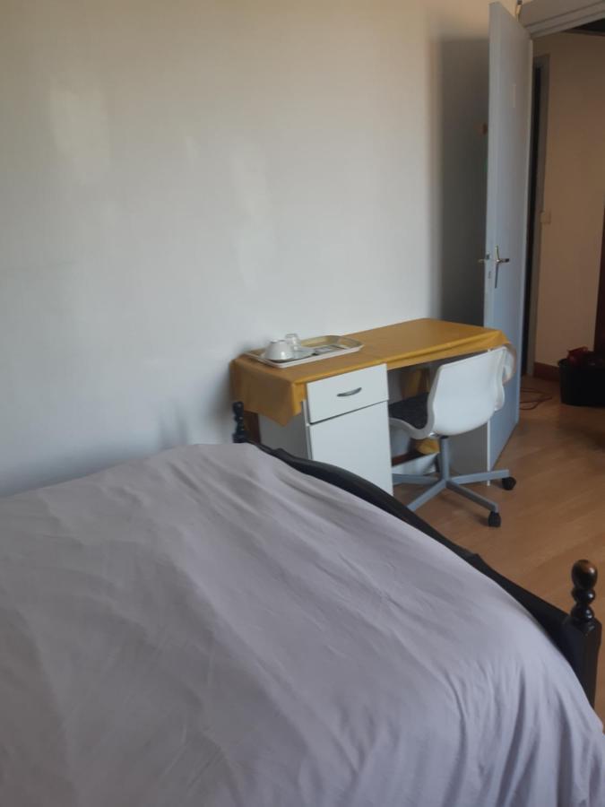 Maison A Partager Apartment Troyes Exterior photo